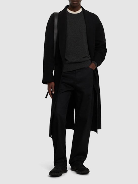 Jil Sander: Pantaloni in cotone texturizzato - Magnet - men_1 | Luisa Via Roma