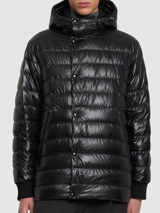 Moncler: Piumino reversibile Vernant in nylon - Nero - men_3 | Luisa Via Roma