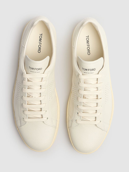 Tom Ford: Warwick grain leather sneaker - Butter - men_5 | Luisa Via Roma