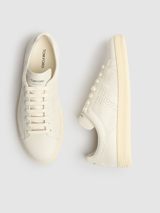 Tom Ford: Warwick grain leather sneaker - Butter - men_3 | Luisa Via Roma