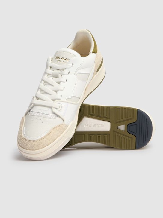 Axel Arigato: Clay sneakers - Off White/Gren - men_4 | Luisa Via Roma
