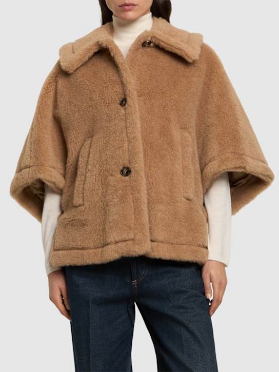 Max Mara: Tenebre 4 teddy cape - women_1 | Luisa Via Roma