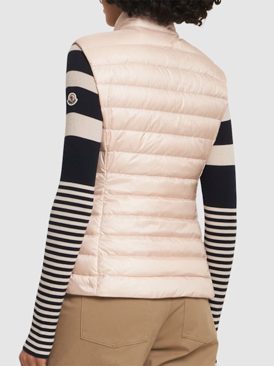 Moncler: Piumino smanicato Igens in nylon - Rosa - women_2 | Luisa Via Roma
