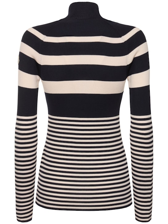 Moncler: 超精细初剪羊毛高领毛衣 - 白色/蓝色 - women_3 | Luisa Via Roma