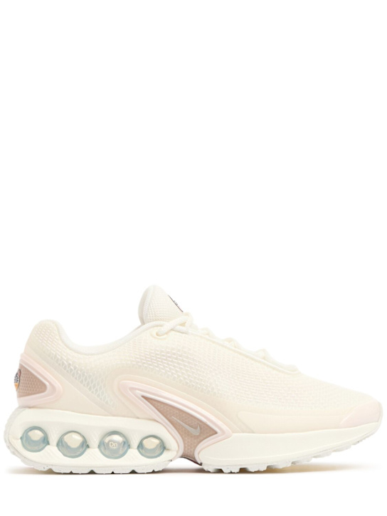 Nike: Sneakers Air Max Dn SE - women_0 | Luisa Via Roma