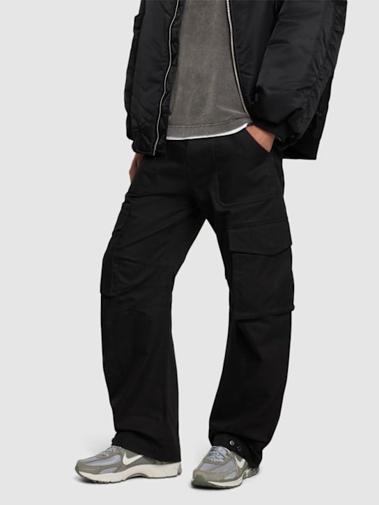 Nike: Sneakers "Zoom Vomero 5" - men_1 | Luisa Via Roma