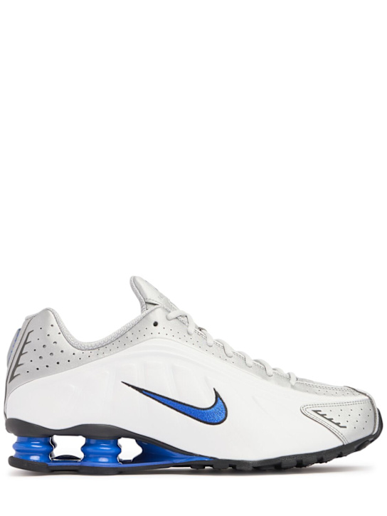Nike: Sneakers "Shox R4" - men_0 | Luisa Via Roma
