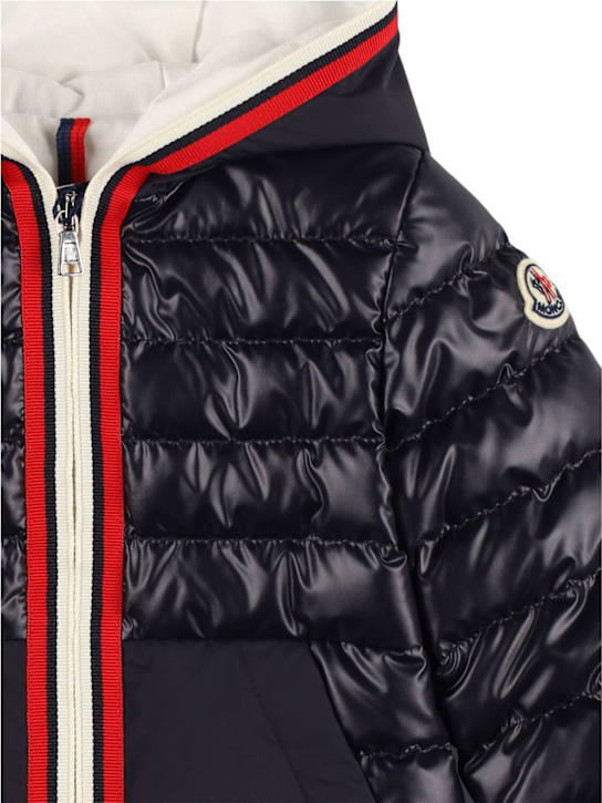 Moncler: Chaqueta de plumas de techno - Azul Marino - kids-boys_1 | Luisa Via Roma