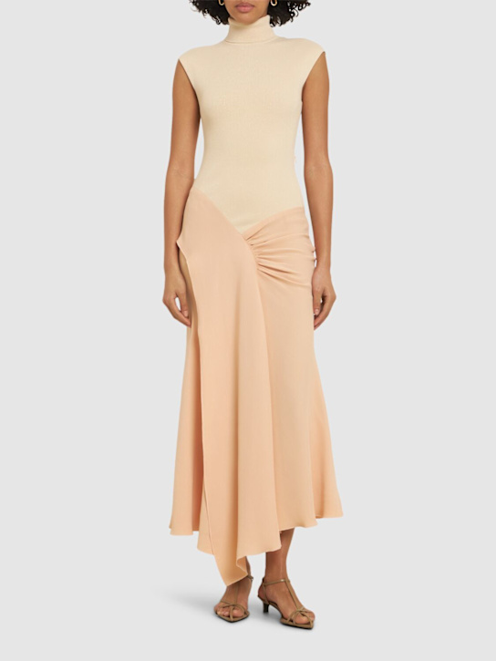 Victoria Beckham: Cap viscose crepe blend knit midi dress - Pink - women_1 | Luisa Via Roma