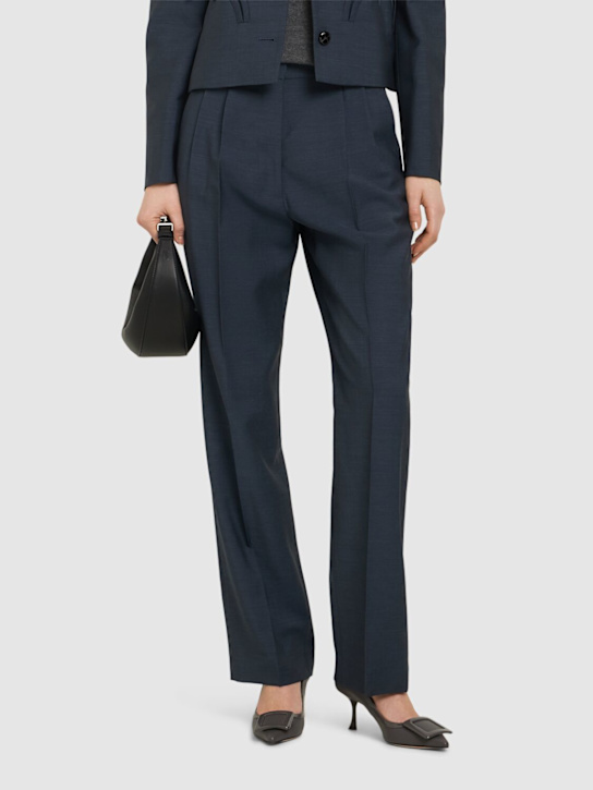 Roger Vivier: 65mm Viv In The City leather pumps - women_1 | Luisa Via Roma