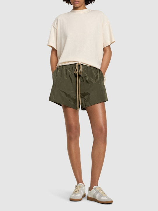 Fear of God ESSENTIALS: リップストップランニングショートパンツ - women_1 | Luisa Via Roma