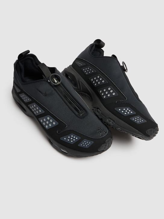 Nike: Air Max Sndr sneakers - Black/Silver - women_2 | Luisa Via Roma