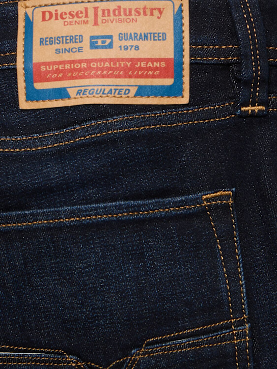 Diesel: 1986 Larkee-Beex直筒牛仔裤 - 蓝色 - men_4 | Luisa Via Roma