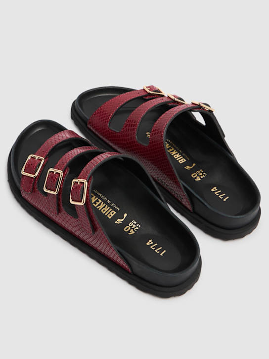 BIRKENSTOCK 1774: Sandali Florida in pelle stampa pitone - Rosso - women_5 | Luisa Via Roma