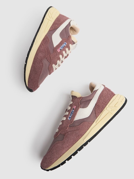 Autry: Reelwind Low sneakers - Wht/Tprose - women_2 | Luisa Via Roma
