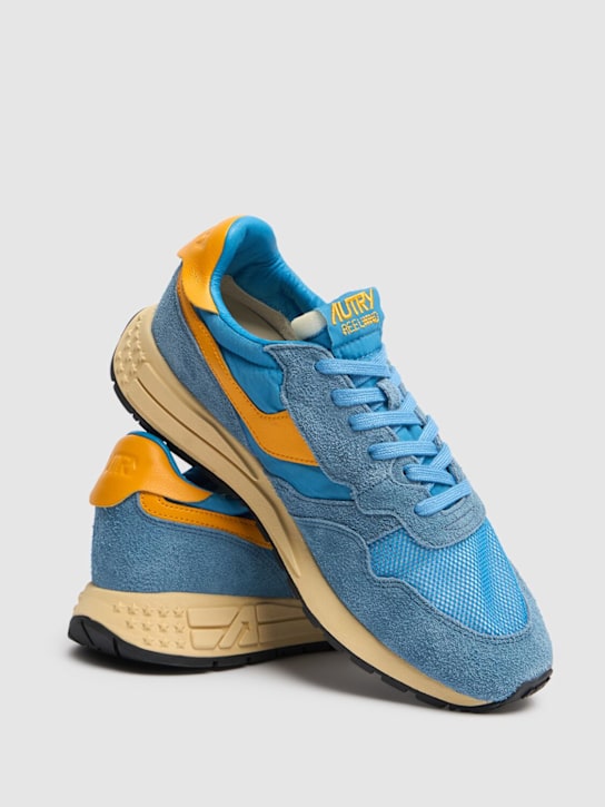 Autry: Reelwind Low sneakers - Blue - men_3 | Luisa Via Roma