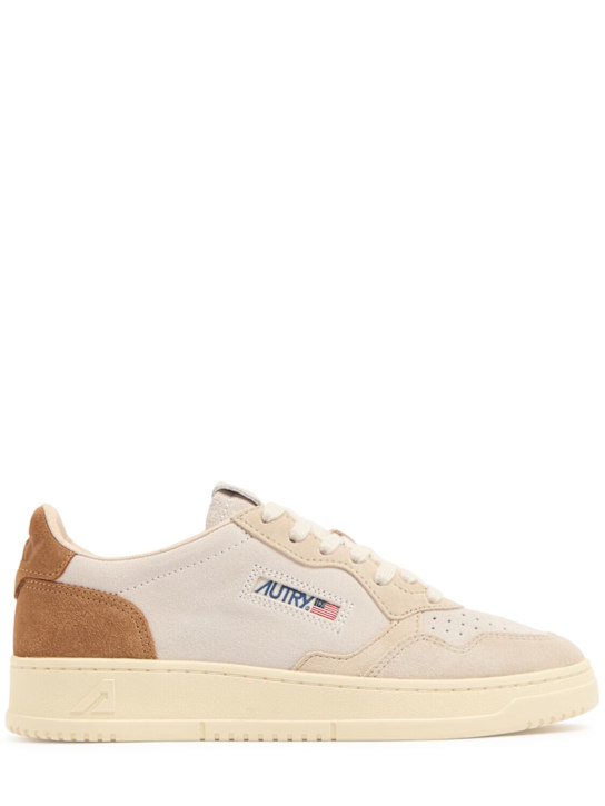 Autry: Medalist Low sneakers - women_0 | Luisa Via Roma