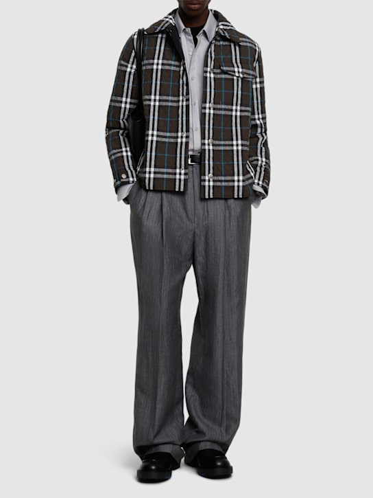 Burberry: Gesteppte Daunenjacke aus Nylon - men_1 | Luisa Via Roma