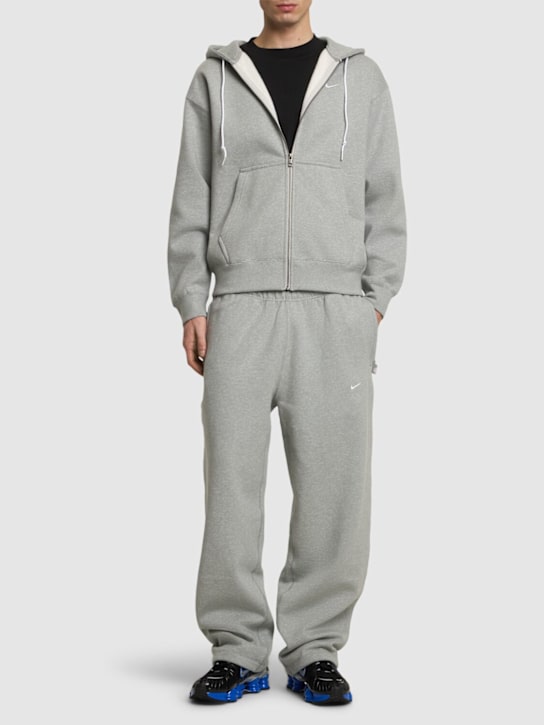 Nike: Sweatshirt „Solo Swoosh“ - men_1 | Luisa Via Roma