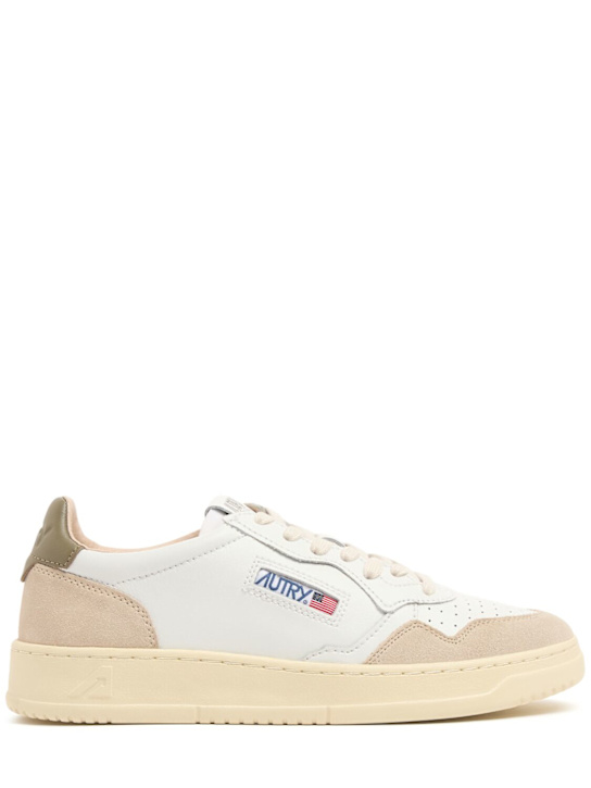 Autry: Medalist Low sneakers - White/Grey - men_0 | Luisa Via Roma