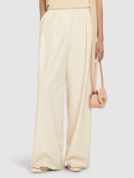 Roger Vivier: 5mm Gommettine mesh ballerina flats - Ivory - women_1 | Luisa Via Roma