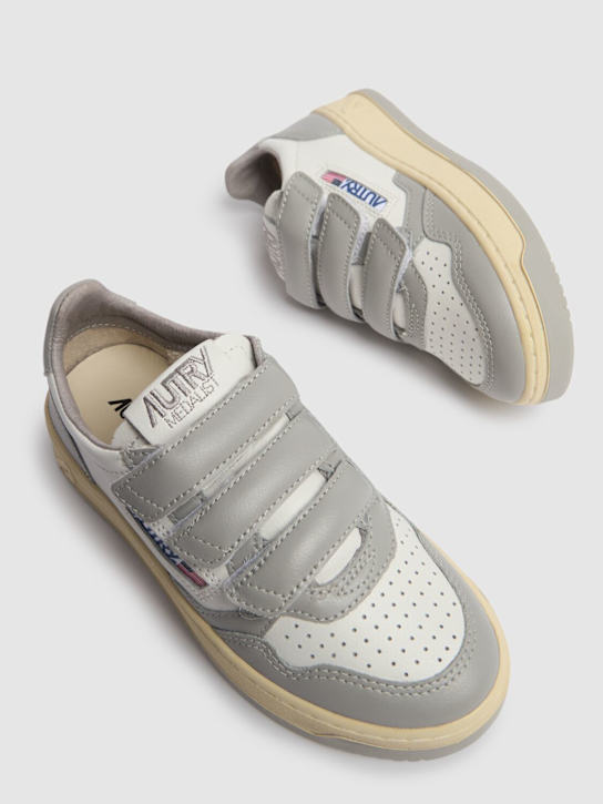 Autry: Kidstripes low leather strap sneakers - White/Grey - kids-boys_1 | Luisa Via Roma