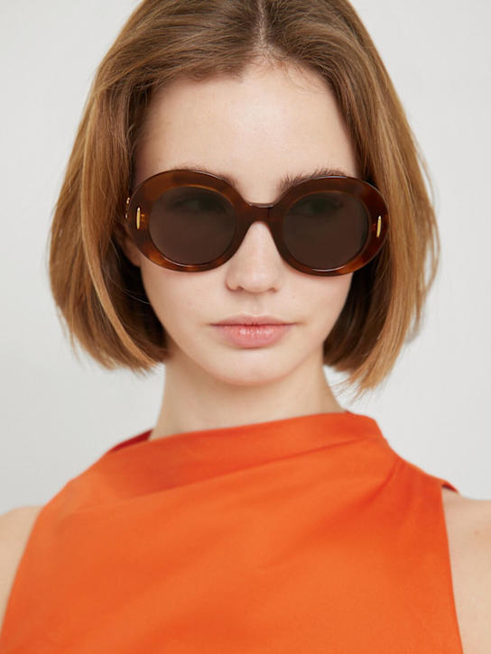 Loewe: Anagram round sunglasses - Blonde Havana - women_1 | Luisa Via Roma
