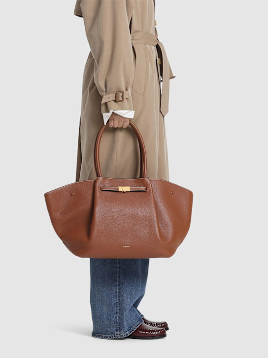 DeMellier: The New York grain leather tote bag - Tan - women_1 | Luisa Via Roma