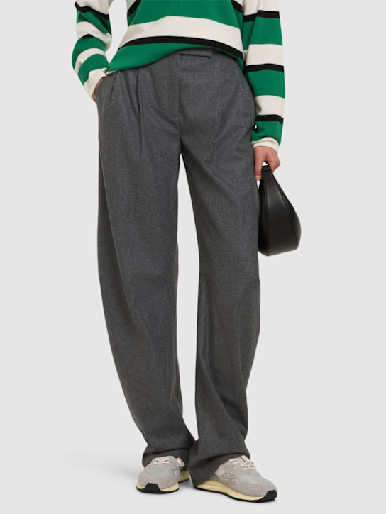 Autry: Reelwind Low sneakers - women_1 | Luisa Via Roma