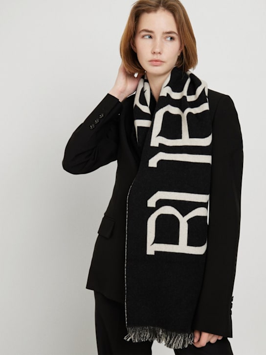 Burberry: Sciarpa Mu Heraldry in lana con logo - women_1 | Luisa Via Roma