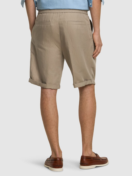Brunello Cucinelli: Cotton & linen Bermuda shorts - Juta - men_2 | Luisa Via Roma