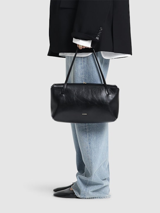 Jil Sander: Medium Goji Pillow leather shoulder bag - women_1 | Luisa Via Roma