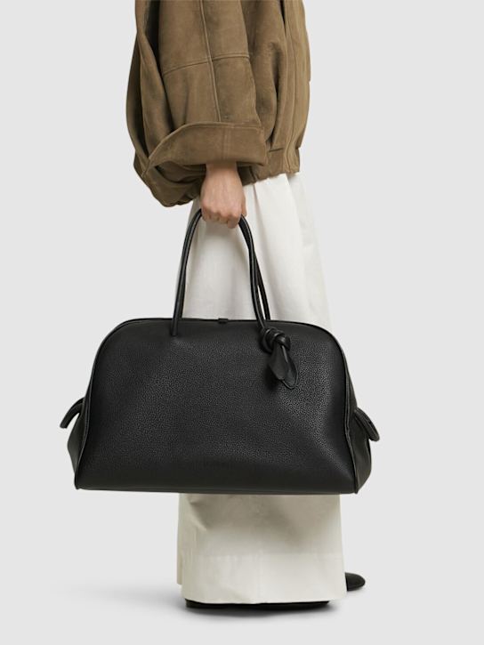 Jacquemus: Le Grand Turismo grain leather tote bag - women_1 | Luisa Via Roma