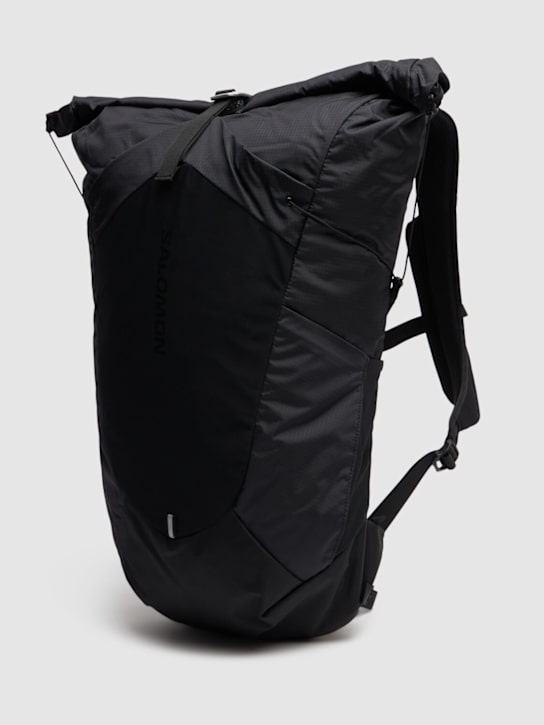 Salomon: 20L ACS daypack - Black - men_1 | Luisa Via Roma