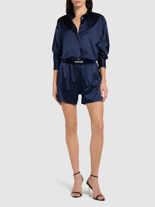 Tom Ford: 로고 실크 새틴 미니 쇼츠 - 다크 네이비 - women_1 | Luisa Via Roma