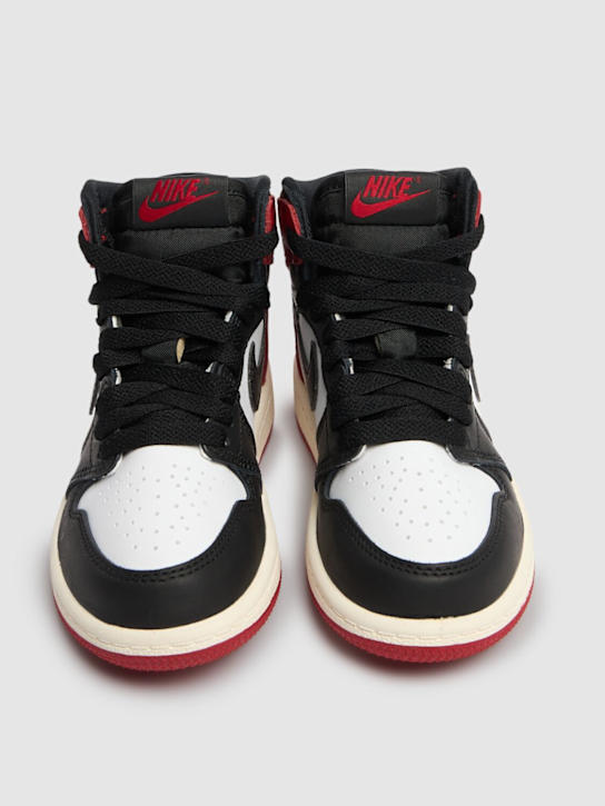 Jordan: Jordan 1 Retro High OG sneakers - White/Black/Red - kids-boys_1 | Luisa Via Roma