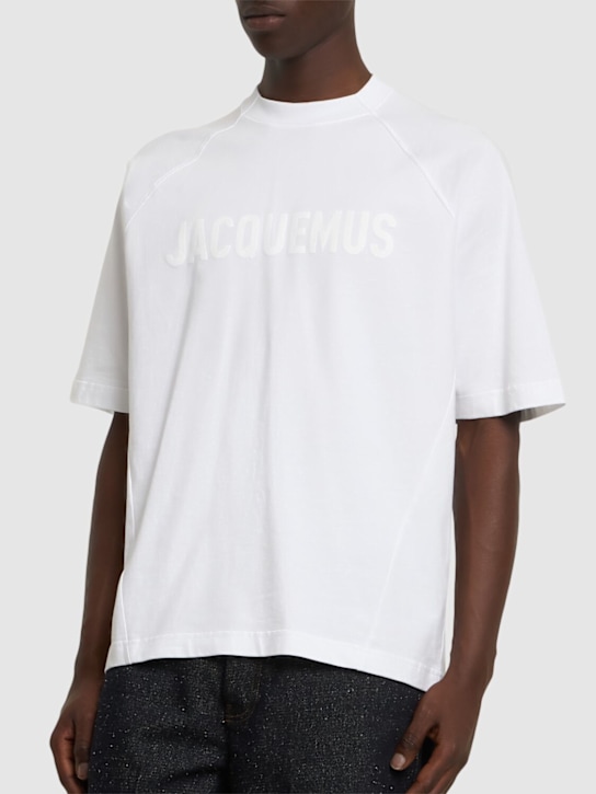 Jacquemus: Le t-shirt typo jacquemus logo t-shirt - White - men_2 | Luisa Via Roma