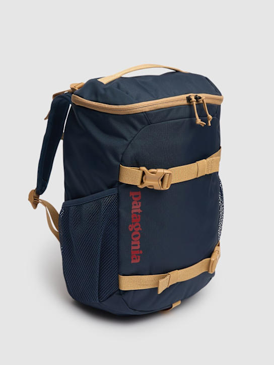 Patagonia: 18L Recycled tech backpack - Blue - kids-boys_1 | Luisa Via Roma
