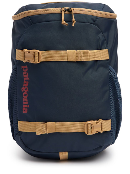Patagonia: 18L Recycled tech backpack - Blue - kids-boys_0 | Luisa Via Roma