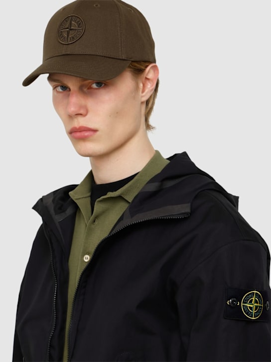 Stone Island: Cotton logo baseball cap - Military Green - men_1 | Luisa Via Roma