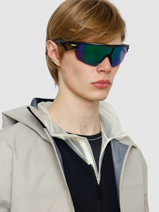 Oakley: Oakley Sphaera sunglasses - men_1 | Luisa Via Roma