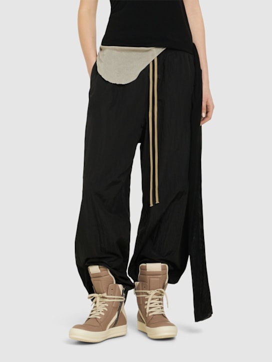 Rick Owens: Geobasket leather sneakers - women_1 | Luisa Via Roma