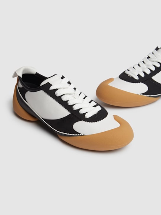 McQueen: Flexion leather sneakers - White/Black - men_4 | Luisa Via Roma