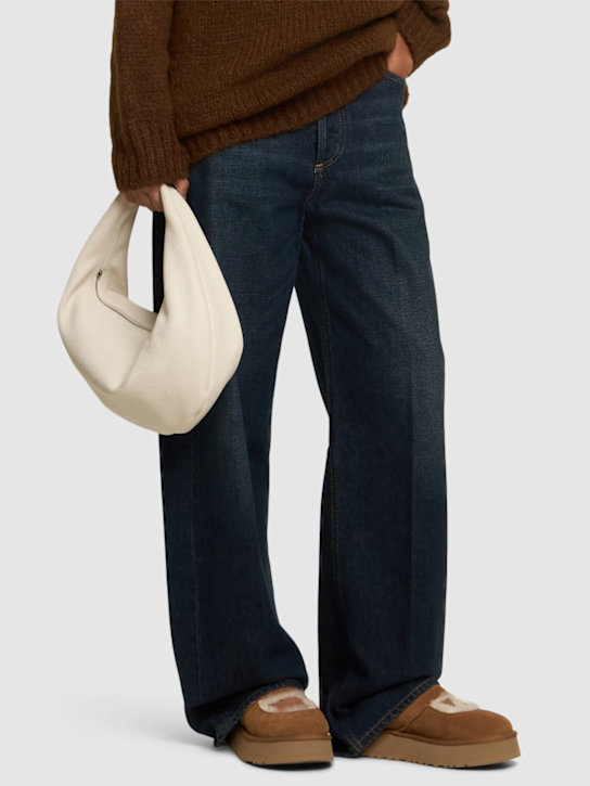 Ugg: 44mm Bea shearling & suede mules - Chestnut - women_1 | Luisa Via Roma