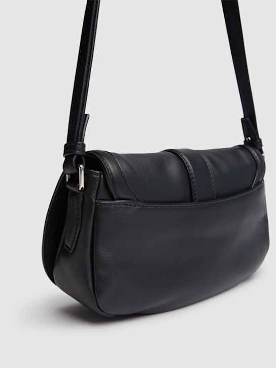 McQueen: T-Bar皮革单肩包 - 黑色 - women_5 | Luisa Via Roma
