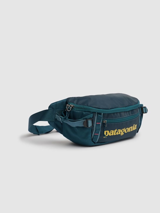 Patagonia: 5L Black Hole belt beg - men_1 | Luisa Via Roma