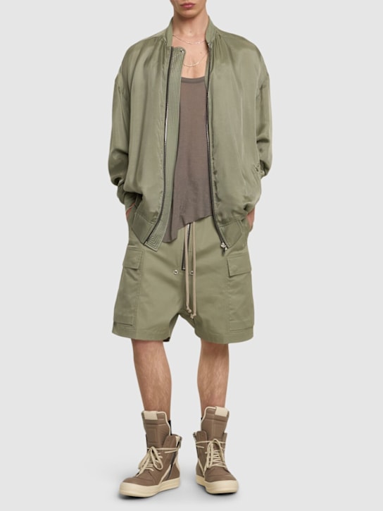 Rick Owens: Cargobelas cotton shorts - Celadon - men_1 | Luisa Via Roma