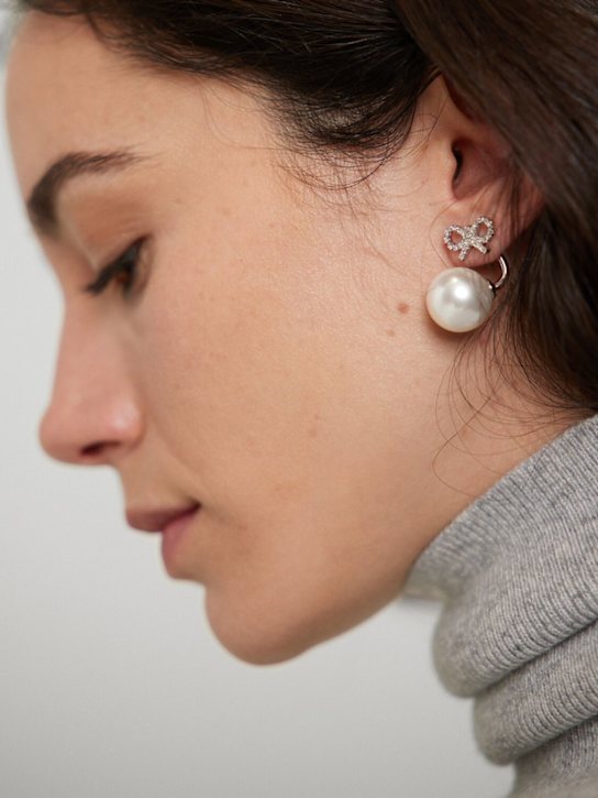 Self-portrait: Crystal bow pearl jacket earrings - women_1 | Luisa Via Roma
