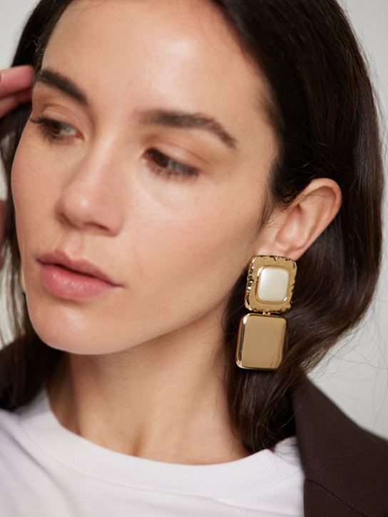 Self-portrait: Mottled gold pearl tiered earrings - women_1 | Luisa Via Roma