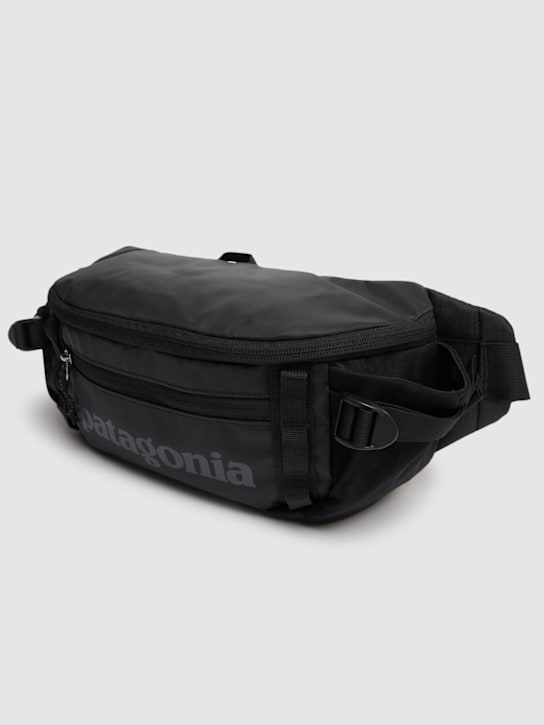 Patagonia: 5L Black Hole belt beg - men_1 | Luisa Via Roma